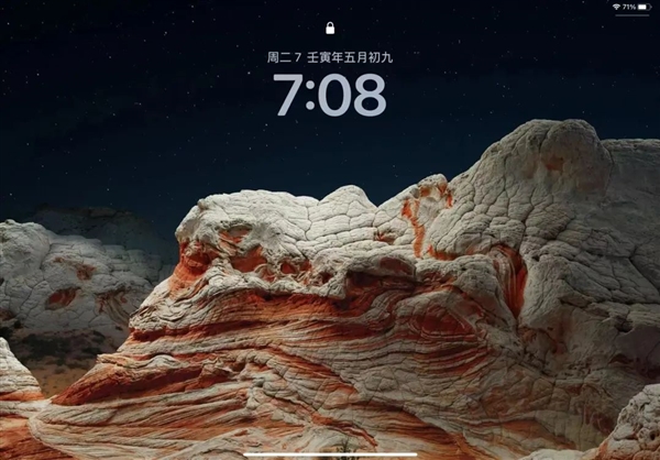 上手苹果iOS 16新系统：不仅在画饼 还致敬了友商